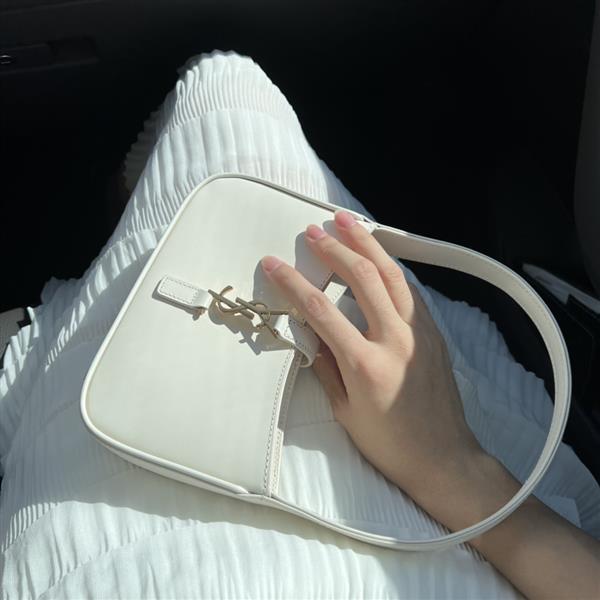 2026224174915563 710